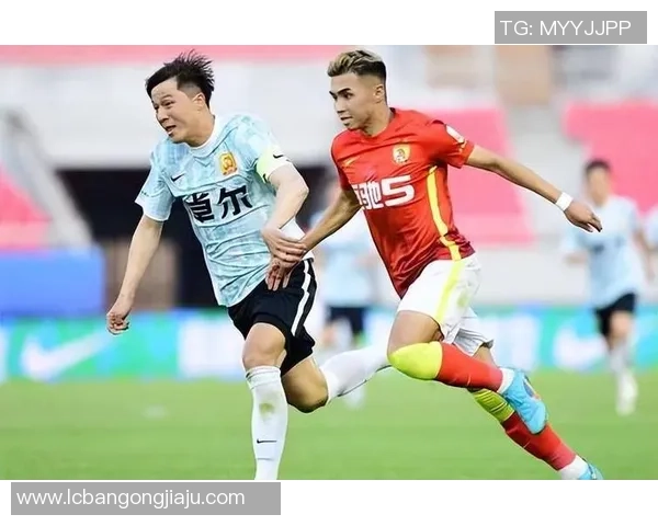 佳兆业与保定容大激战成焦点双方比分揭晓引发球迷热议 佳兆业与保定容大激战成焦点双方比分揭晓引发球迷热议