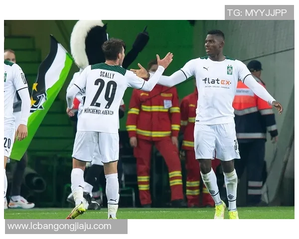 德国杯精彩对决门兴主场迎战勒沃库森争夺晋级资格 德国杯精彩对决门兴主场迎战勒沃库森争夺晋级资格