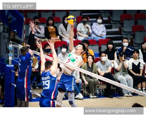 中国男排迎战哈萨克斯坦男排奥运预选赛精彩直播全程回顾与分析